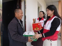 镜头 | 秋光冉冉映重阳