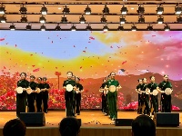 镜头 | 秋光冉冉映重阳