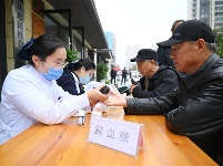 镜头 | 秋光冉冉映重阳