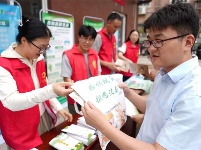 镜头|珍惜粮食  拒绝“剩”宴