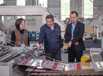 镜头｜持续优化营商环境