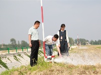 镜头 | 监督护航高标准农田建设