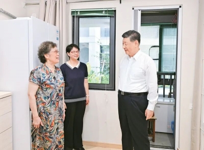 《求是》杂志发表习近平总书记重要文章《加强普惠性、基础性、兜底性民生建设》