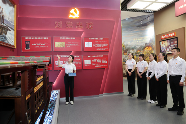 镜头 | 深挖红色资源 弘扬廉洁文化