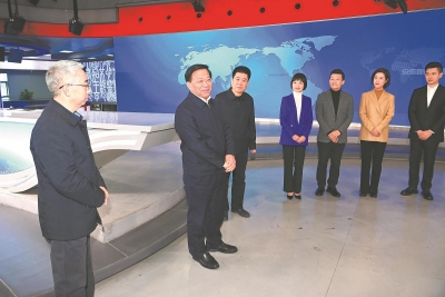 韩俊在调研宣传思想文化工作时强调  深入学习贯彻习近平文化思想 奋力开创全省宣传思想文化工作崭新局面