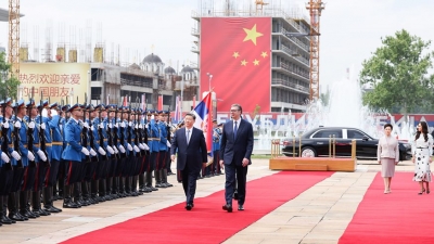 习近平同塞尔维亚总统武契奇举行会谈
